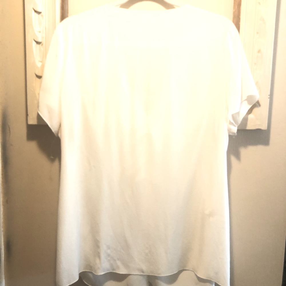 SOLD TAHARI 100% Silk Blouse - Picture 7 of 7